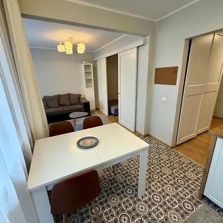 Apartment 3 Magamistoaga Korter Haaberstis *